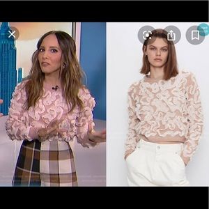 Knit sweater with contrasting fabric